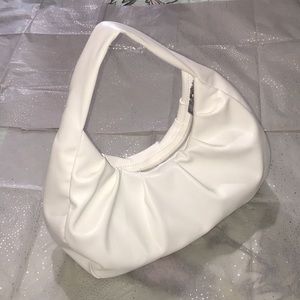 INTERNATIONAL CONCEPTS White handbag